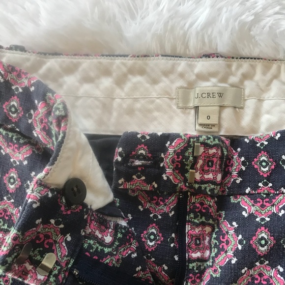 J Crew navy blue shorts w pink white green pattern - Picture 2 of 4